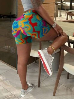 Colorblock Ripple Elastic Waist Shorts